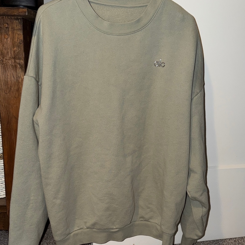 ALO Yoga Olive Women's Crew Neck Sweater